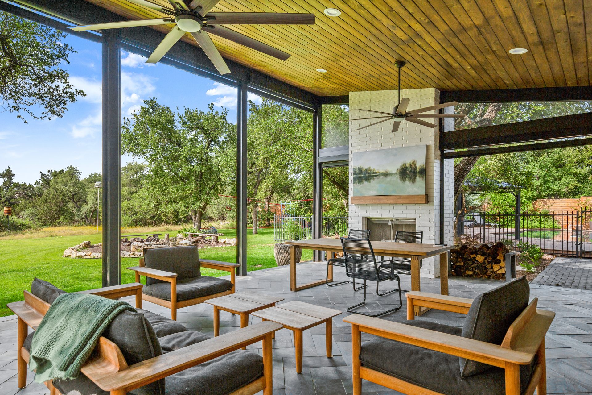 Covered outdoor living space with pool, Freccia Construction Austin TX